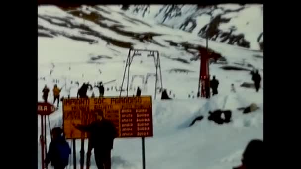 Cogne Italien December 1960 Idrottsanläggningar Gran Paradiso Cogne Valle Aosta — Stockvideo