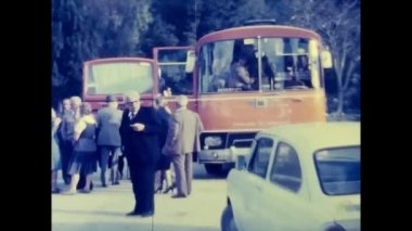 agrigento, İtalya 13 Mayıs 1960: 60 'lı yılların insanlarıyla klasik ulaşım
