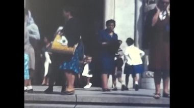 Cascia, Perugia, 16 Nisan 1960: 60 'larda turistlerle birlikte Santarita Manastırı