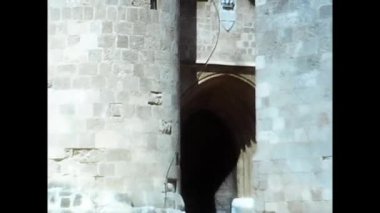Rhodes, Mısırlı 27 Haziran 1979, duvarları orta düzey eski kasaba, Rodos Şövalyeleri Sokağı, kadın yürüyüşü.