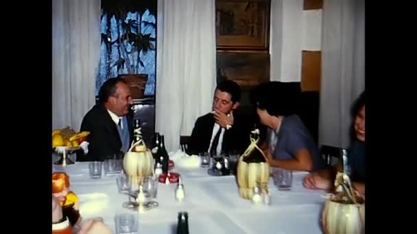 Palermo Maggio 1960 Persone Tavola Durante Pranzo Degli Anni — Video Stock