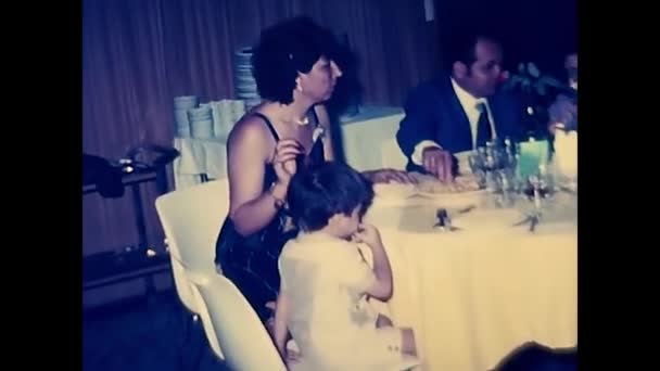 Palermo Italia Marzo 1960 Restaurante Escena Almuerzo Bodas Los Años — Vídeos de Stock