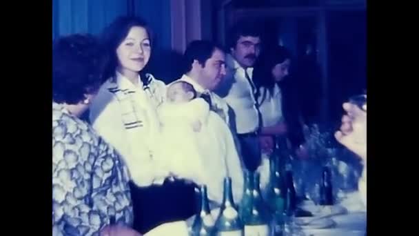 Palermo Talya Nisan 1960 Yılların Restoranındaki Insanların Şerefine — Stok video