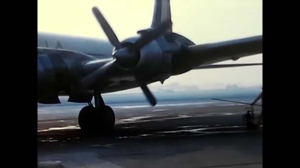 Turin Ιταλία Μαρτίου 1960 Αεροπλάνο Που Ξεκινά Τις Μηχανές Από — Αρχείο Βίντεο