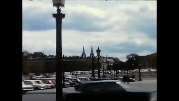 Париж Франция Марта 1960 Историческая Улица Парижа — стоковое видео