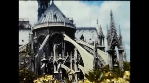 Paryż Francja Marca 1960 Notre Dame Cathedral Paris 60S — Wideo stockowe