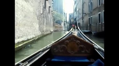 Venedik, Venedik 24 Mayıs 1980: Venedik 'in 1980' lerdeki görüntüleri gondolla ve gemiyle