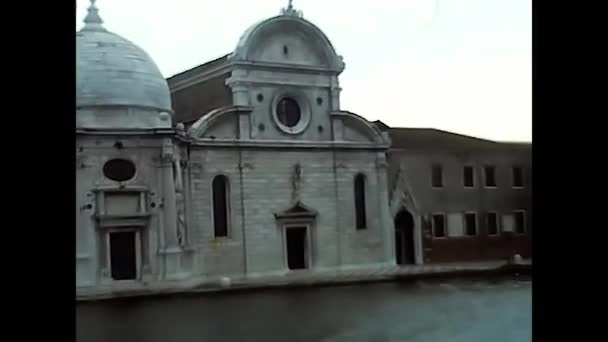 Veneza Veneto Maio 1980 Imagens Veneza Década 1980 Por Gôndola — Vídeo de Stock