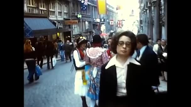 Portugal Spanje Juni 1970 Toeristen Rond Portugal 70S — Stockvideo