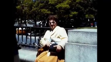 Madrid, İspanya 28 Haziran 1970: Portekiz 'de 70' li yılların ana sitelerini ziyaret eden turistler