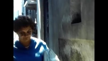 Büyük göl, Piedmont 17 Mayıs 1980: Maggiore Gölü 1980 'de tatil yapan kadın