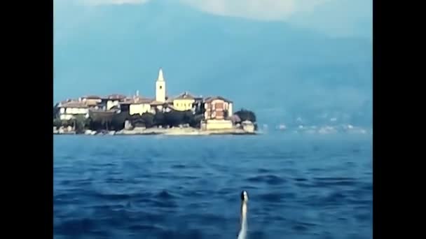 Lake Major Piemonte Kan 1980 Utsikt Innsjøen Maggiore Fra Båten – stockvideo
