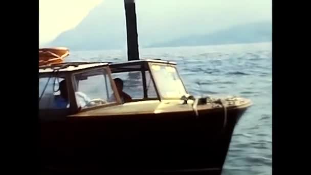 Lake Major Пьемонт Мая 1980 Вид Движущиеся Стационарные Лодки Озере — стоковое видео