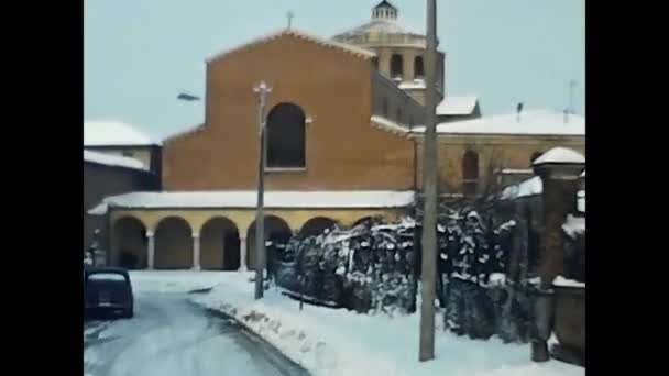 Forli Italy December 1960 San Biagio Kyrka Forli Snöade 1960 — Stockvideo
