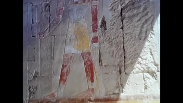 Luxor Egypt February 1980 Egyptian Hieroglyphics Place Structures — Stock Video