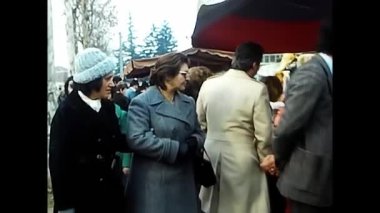 Novara, İtalya 18 Eylül 1970: 70 'lerin şarap festivalinde tezgahlarla adil