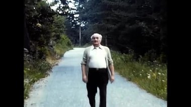 Chiezzo, Piedmont 29 Nisan 1980: 80 'lerin doğasında faaliyet gösteren adam