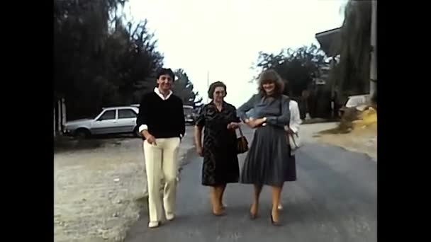 Novara Italy March 1980 People Walk 80S Country Road — Vídeos de Stock