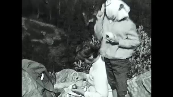 Valle Aosta Italy June 1950 Little Girl Mountains Has Fun — Vídeos de Stock