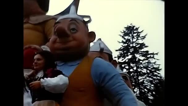Oleggio Italy February 1960 Carnival Parade Masks Floats 1960S — Stock Video