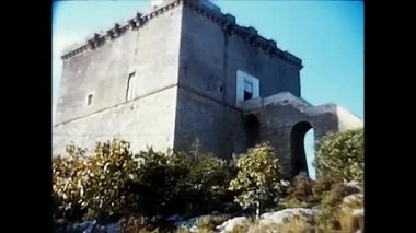 Salento, İtalya 17 Haziran 1970 Salento 'da Santa Maria' nın 70 'lerden kalma yüksek kulesi.