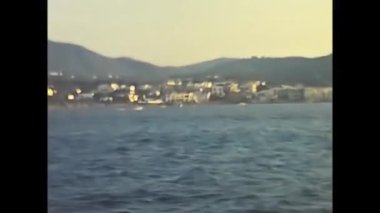 Procida, Napoli 12 Haziran 1960: 1960 'lardan deniz manzaralı Procida Adası