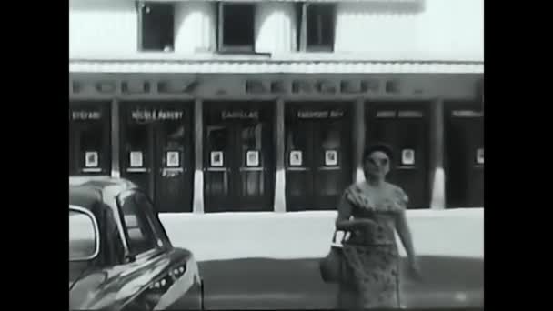 Párizs Franciaország Május 1950 Színház Párizs Folies Bergere Évek Fekete — Stock videók