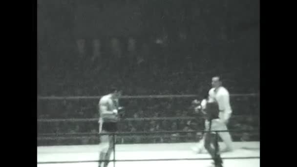 Ρώμη Ιταλία Μαρτίου 1950 Boxing Match Black White — Αρχείο Βίντεο