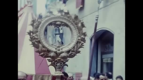 イタリア オルヴィエート1960年2月28日1960年代からのパレードで宗教行列 — ストック動画