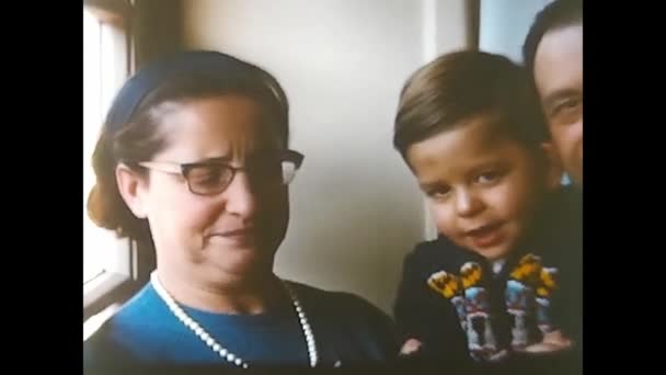 Rome Italy January 1970 Happy Family Moments Christmas 70S — 图库视频影像