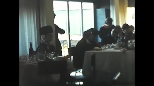 Řím Itálie Dubna 1950 Svatební Oběd Restauraci Letech — Stock video