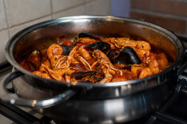 Fish Soup Gravy Pot While Cooking — Fotografia de Stock