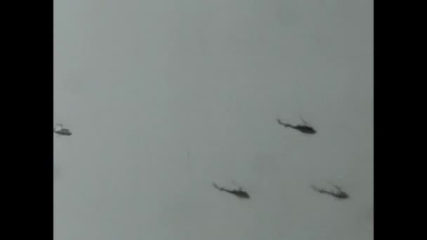 Lavinio Italia Iunie 1960 Flota Elicoptere Zboară Cer Văzută Balcon — Videoclip de stoc