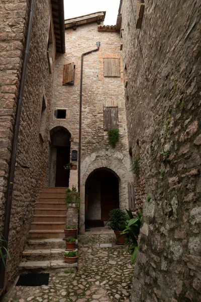 马塞里诺是一个历史名城 所有建筑都是石制的 仅在夏天才有人居住 — 图库照片