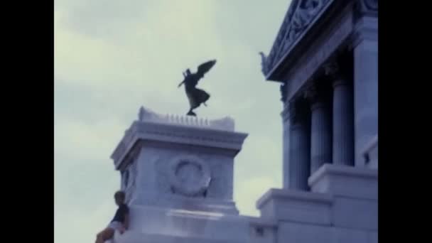 Ρώμη Ιταλία Μπορεί 1960 Ρώμη Μνημεία Της Πόλης Τους Τουρίστες — Αρχείο Βίντεο