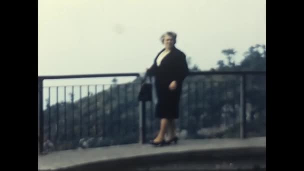 Pompeya Italia Marzo 1960 Gente Restaurante Almuerzo Vestido Elegantemente Después — Vídeos de Stock