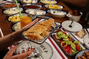 zengin ve leziz Türk Kahvaltı