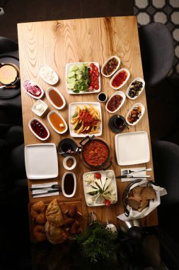 zengin ve leziz Türk Kahvaltı