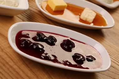 zengin ve leziz Türk Kahvaltı