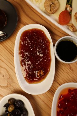 zengin ve leziz Türk Kahvaltı