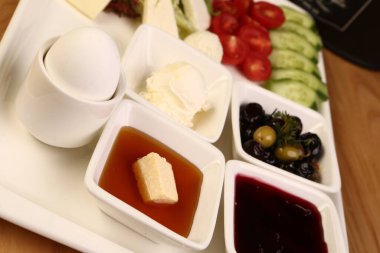 zengin ve leziz Türk Kahvaltı