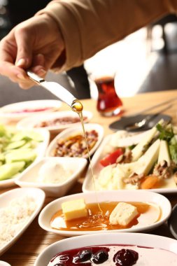 zengin ve leziz Türk Kahvaltı