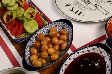 zengin ve leziz Türk Kahvaltı