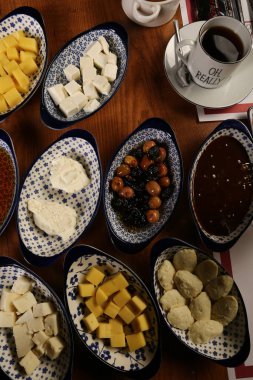 zengin ve leziz Türk Kahvaltı