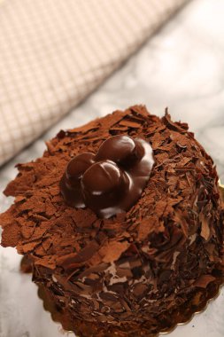 Masada lezzetli bir pasta var.