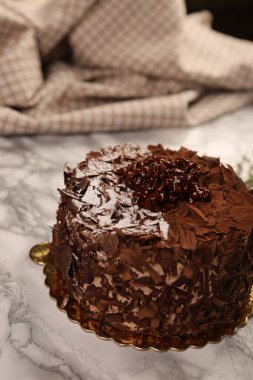 Masada lezzetli bir pasta var.