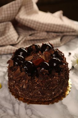 Masada lezzetli bir pasta var.