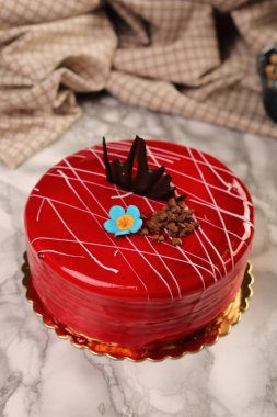 Masada lezzetli bir pasta var.