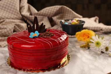 Masada lezzetli bir pasta var.