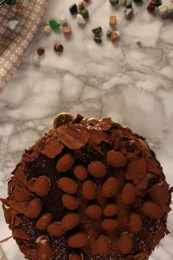 Masada lezzetli bir pasta var.